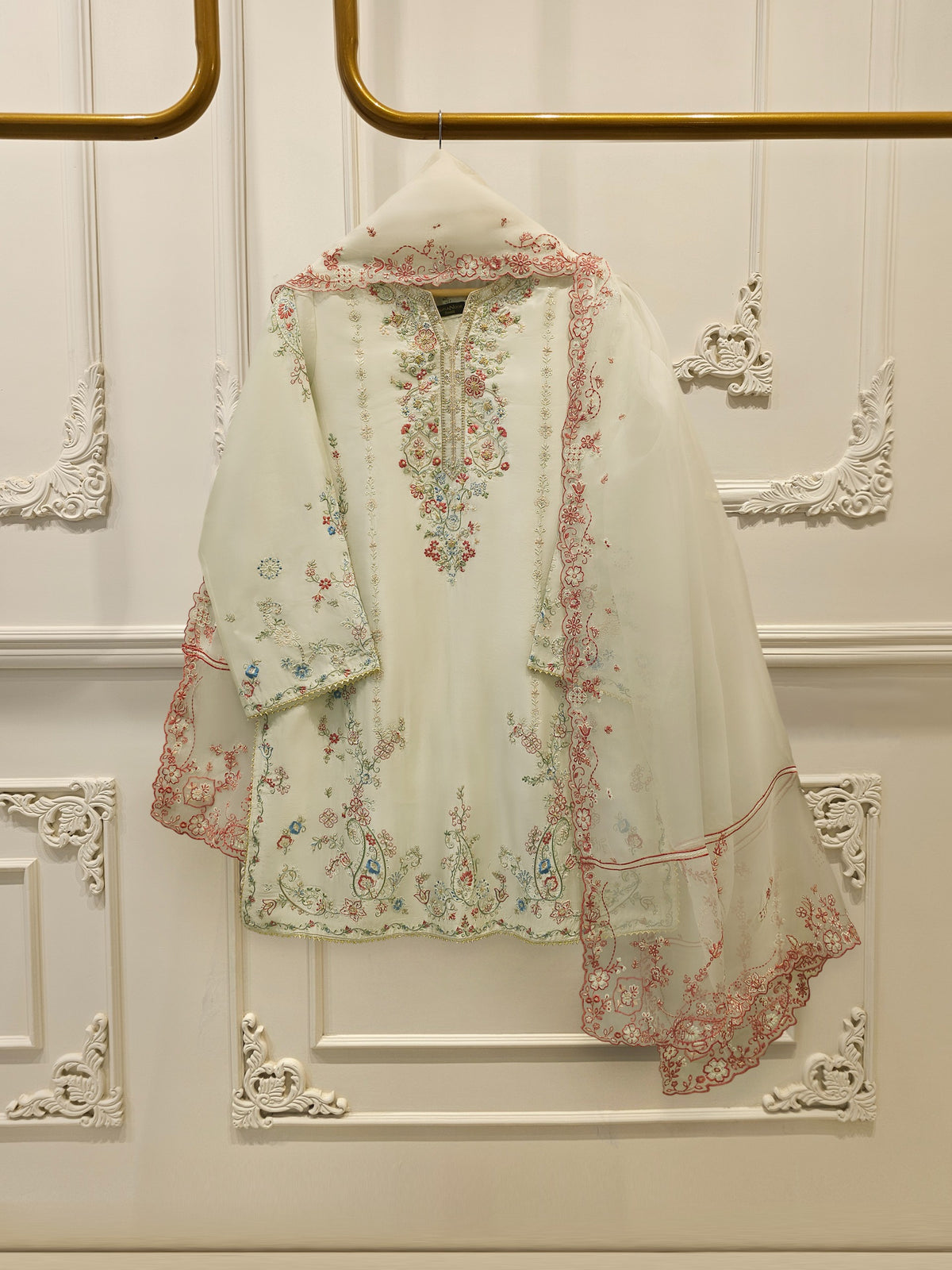 3 Piece- Pure  Sheesha Silk Embroidered Suit S115407 Main image