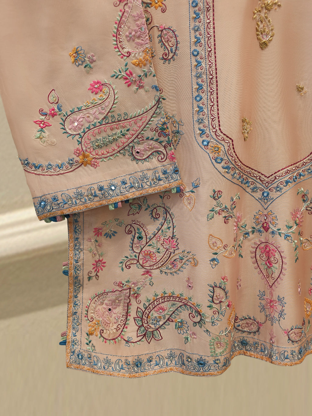 3 Piece- Pure  Sheesha Silk Embroidered Suit S115405