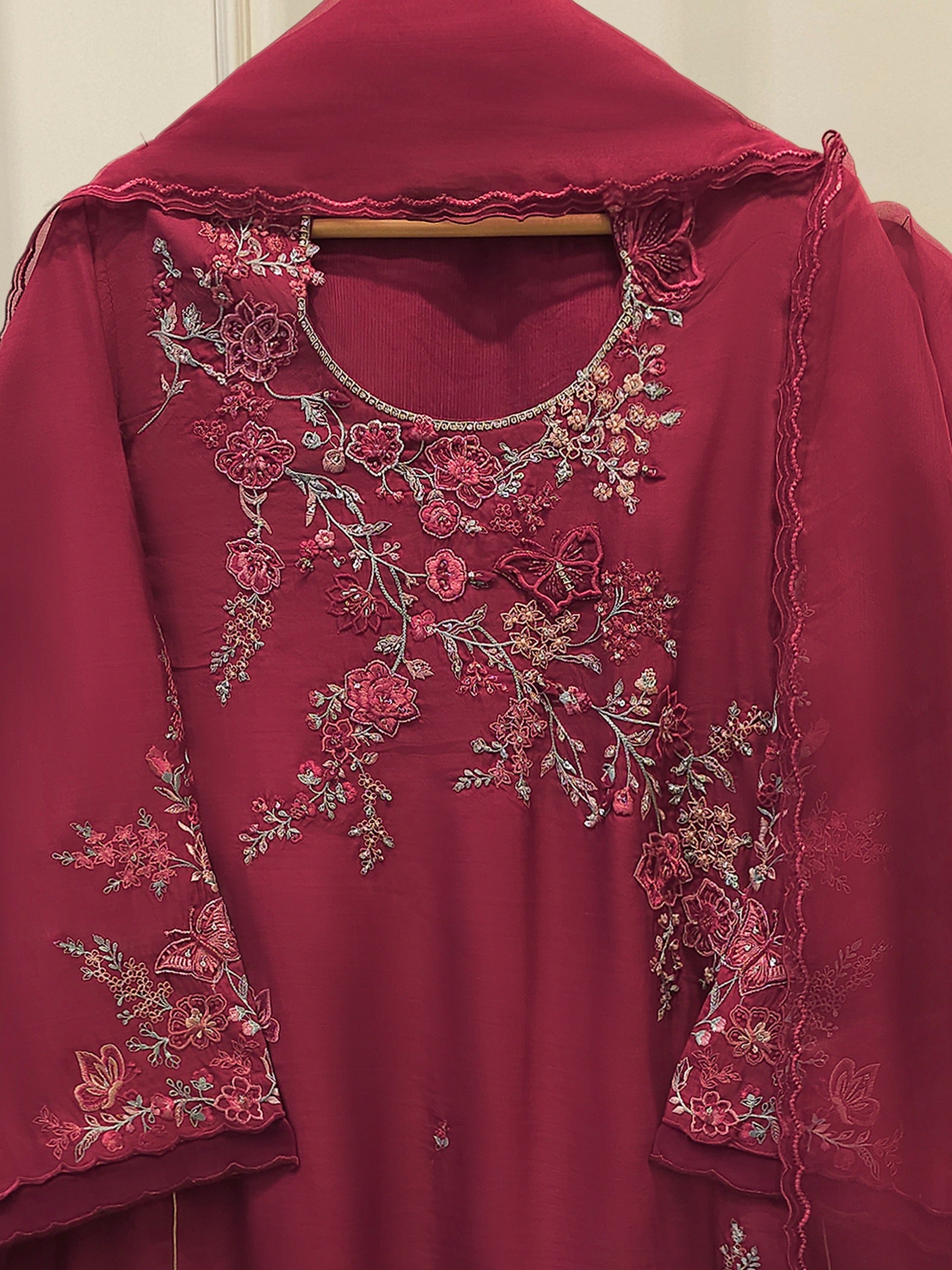 3 Piece - Embroidered Kora Silk Suit WS00414 Secondary image