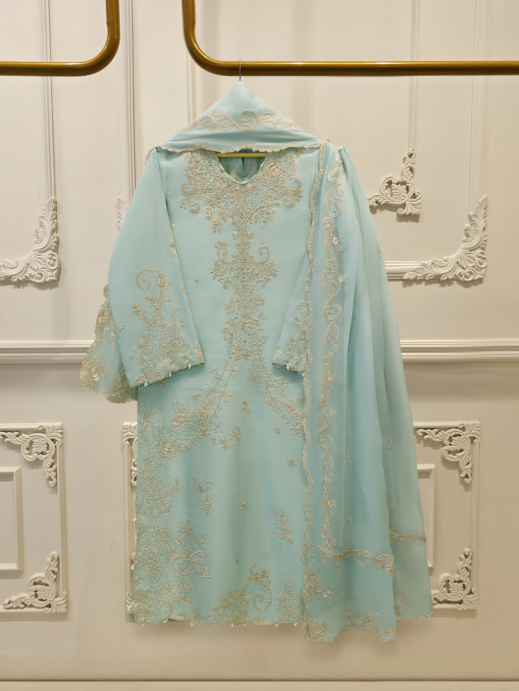 3 Piece - Pure Khaddi Silk Embroidered  Suit S115571