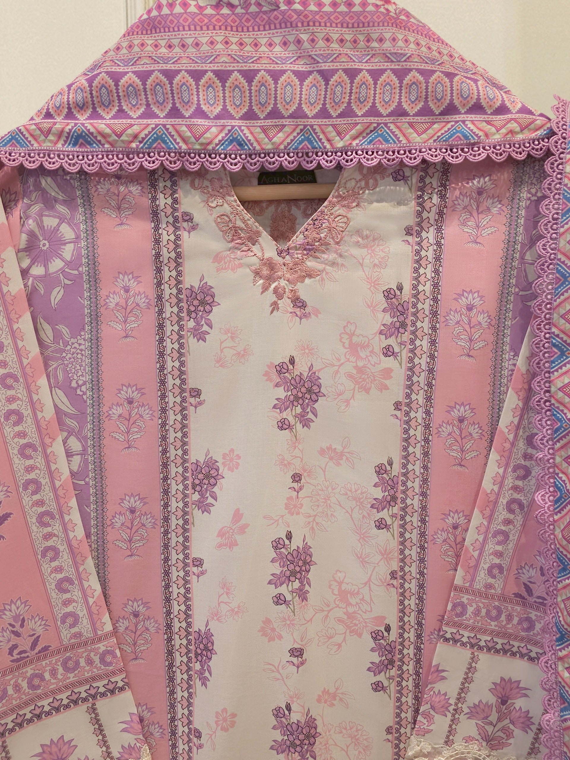 2 Piece - Digital printed Cambric Suit S115572 Secondary image