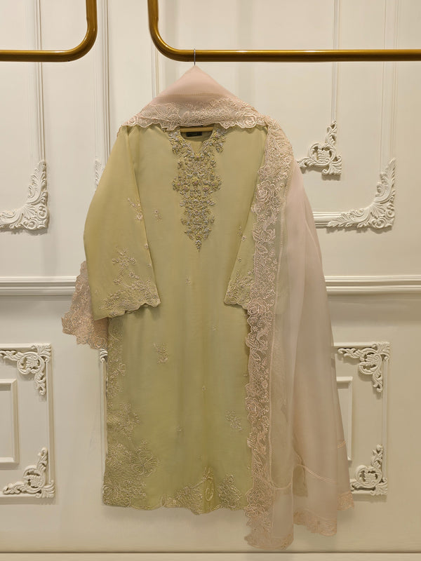 3 Piece - Pure Khaddi Silk Embroidered  Suit S115582