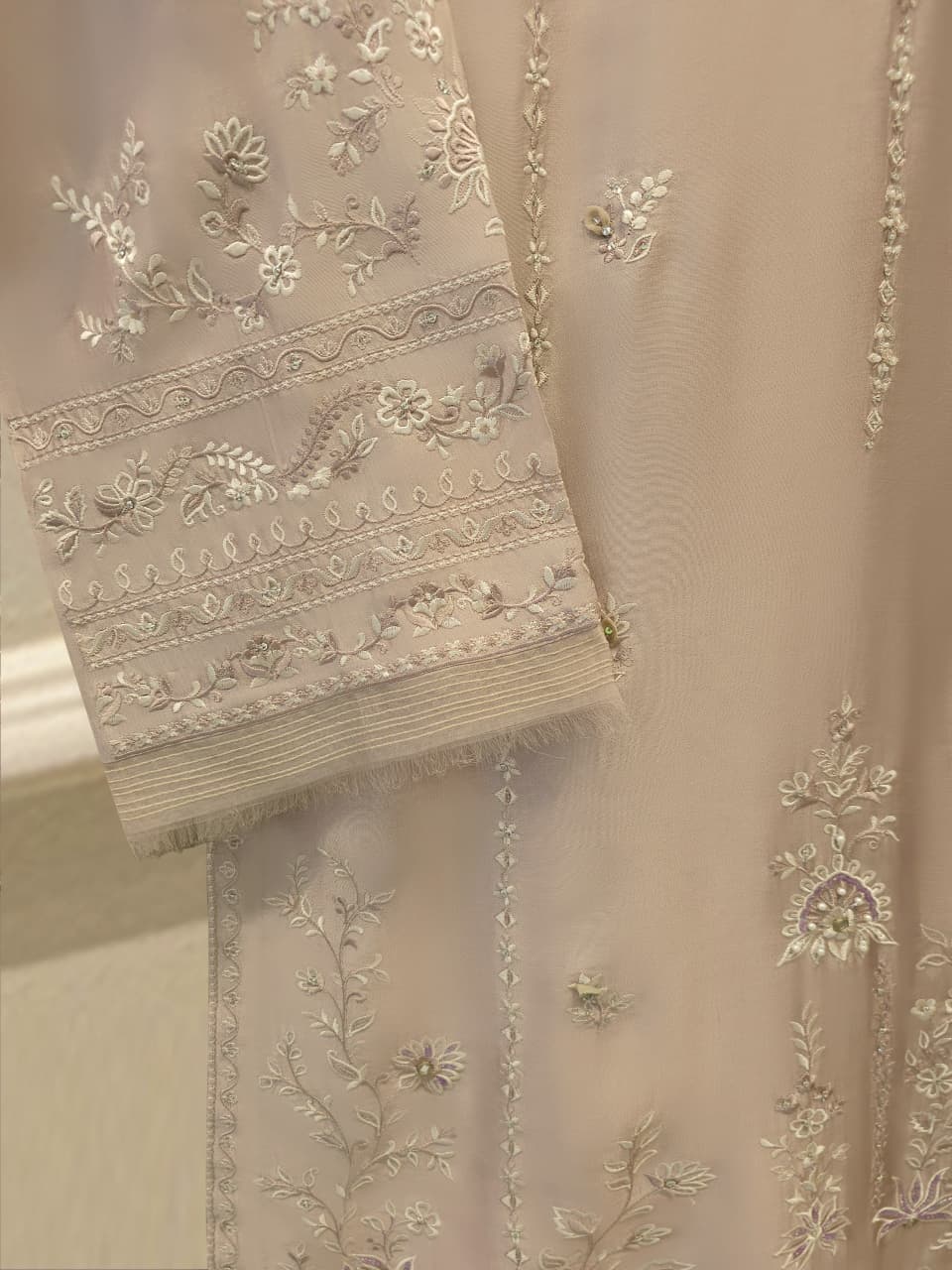 3 Piece- Pure  Sheesha Silk Embroidered Suit S115658