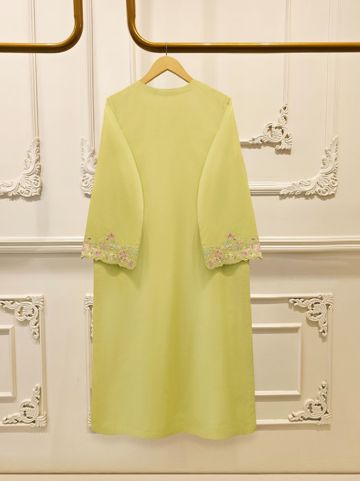 2 Piece - Embroidered Cambric Suit S115662