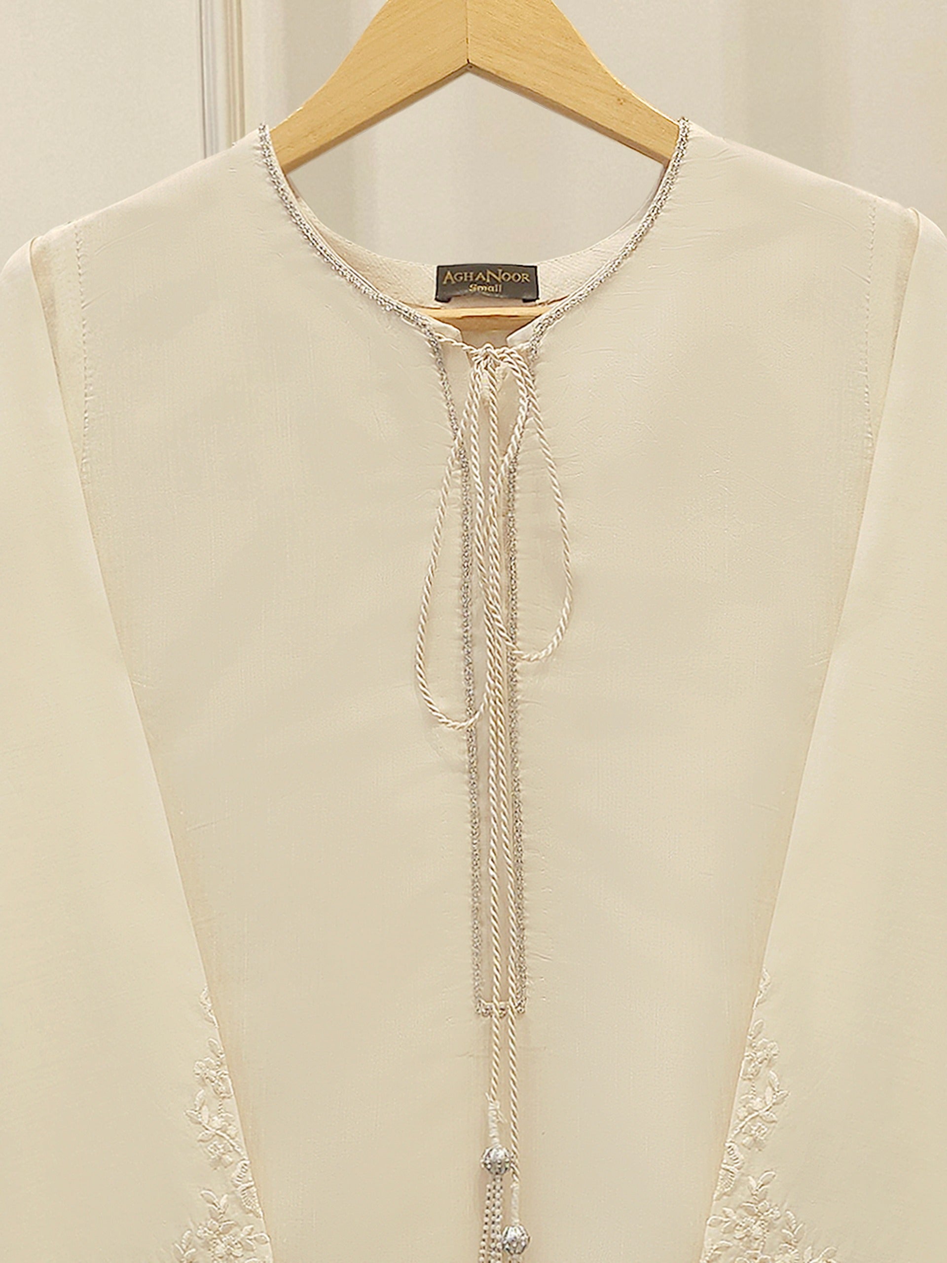 2 Piece - Pure Khaddi Silk Embroidered Suit S114616 Secondary image
