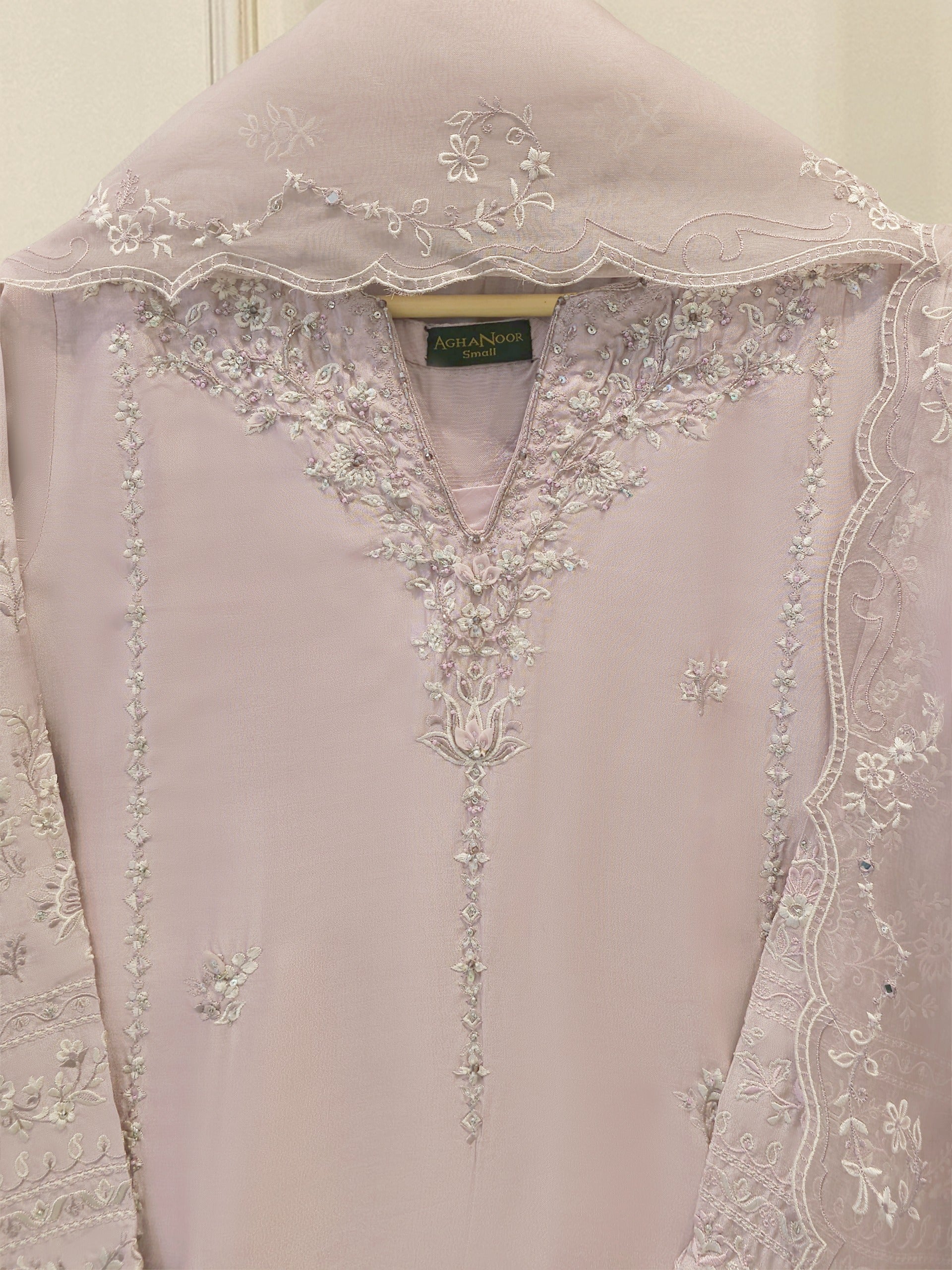 3 Piece- Pure  Sheesha Silk Embroidered Suit S115624 Secondary image