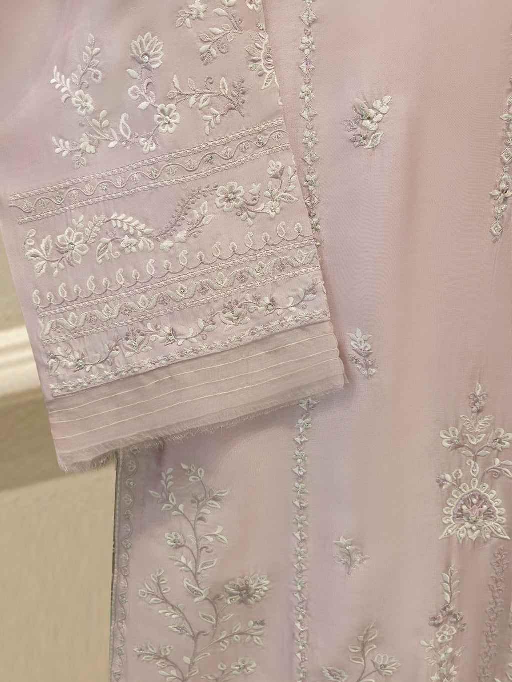 3 Piece- Pure  Sheesha Silk Embroidered Suit S115624