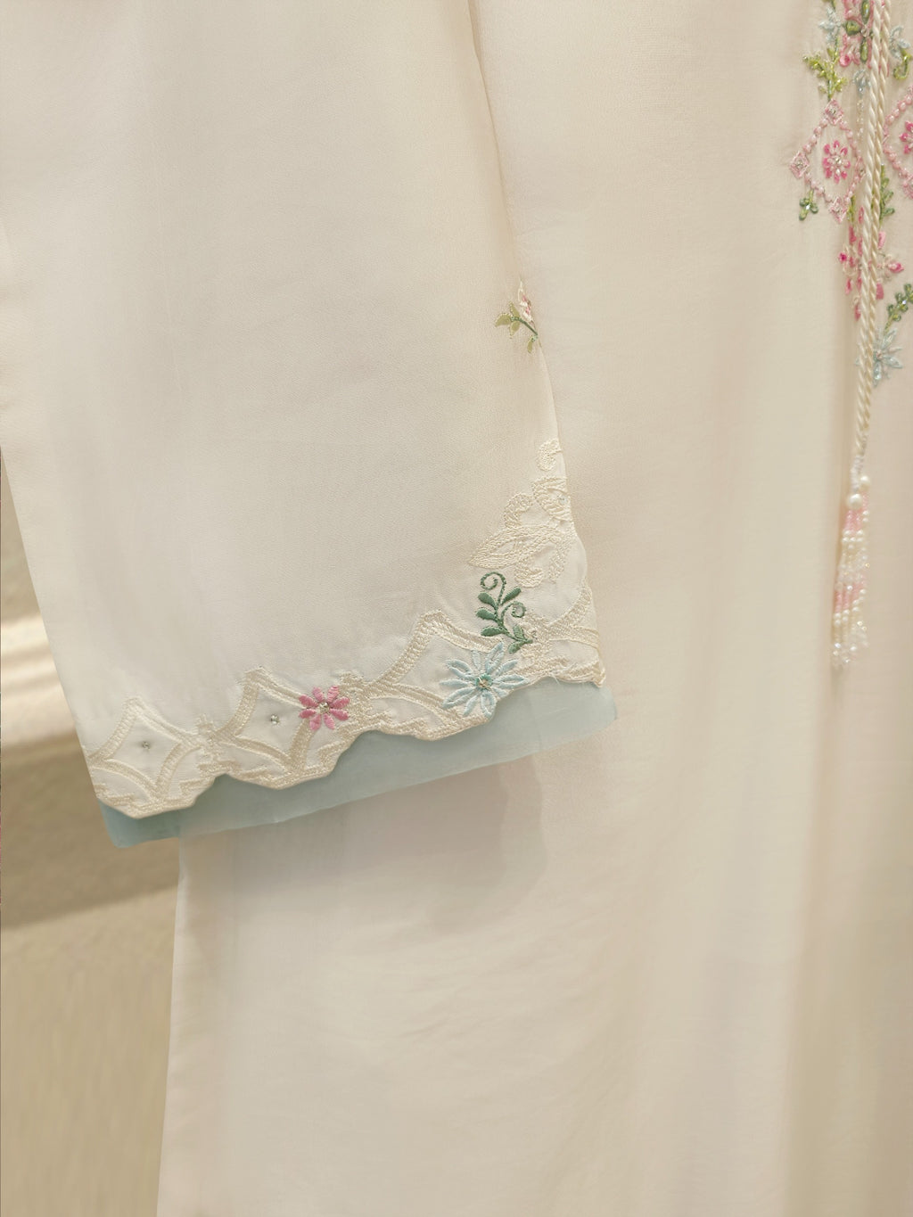 3 Piece- Pure  Sheesha Silk Embroidered Suit S115621