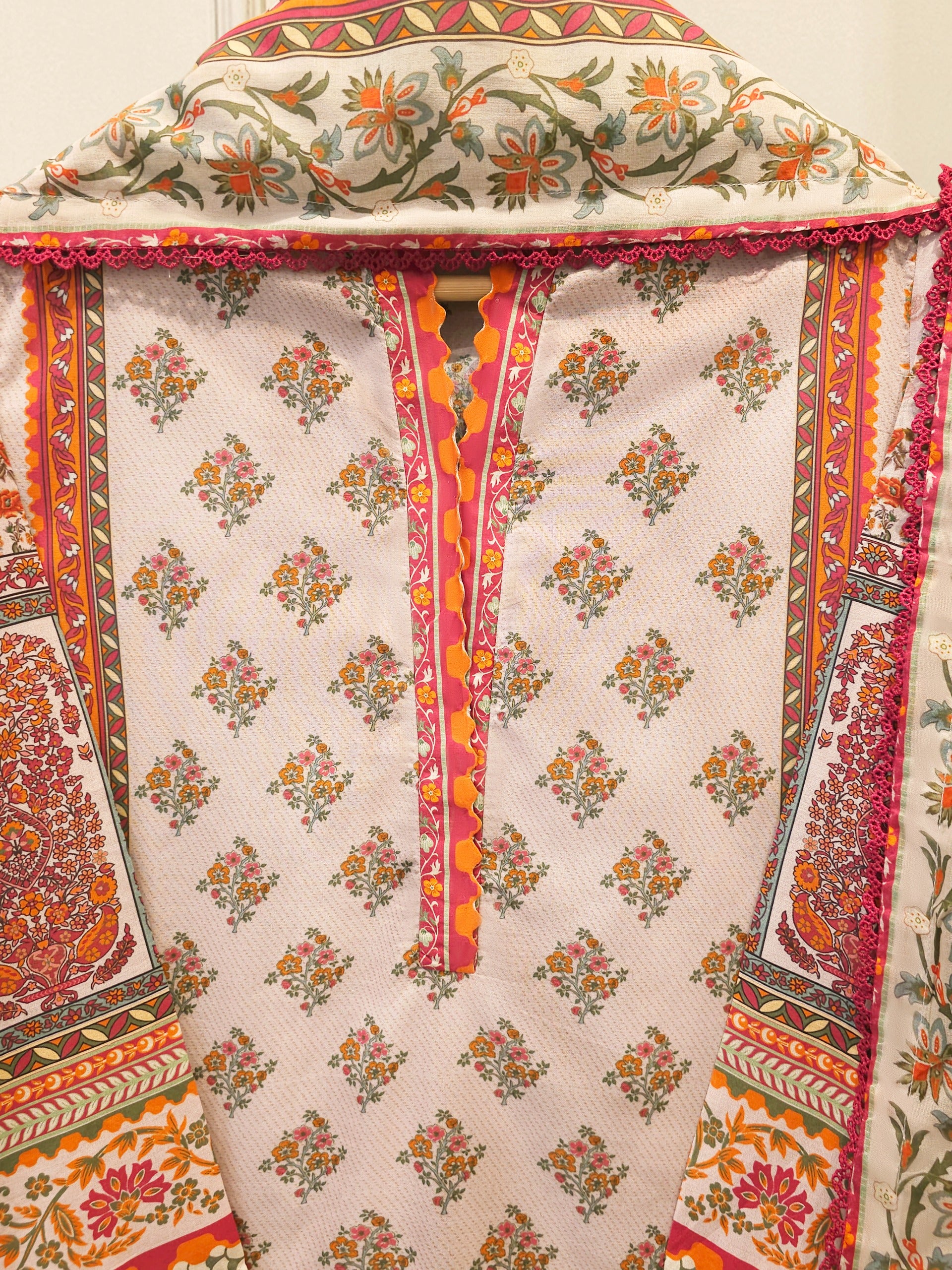 2 Piece Digital Printed Embroidered Lawn Suit S115663 Secondary image