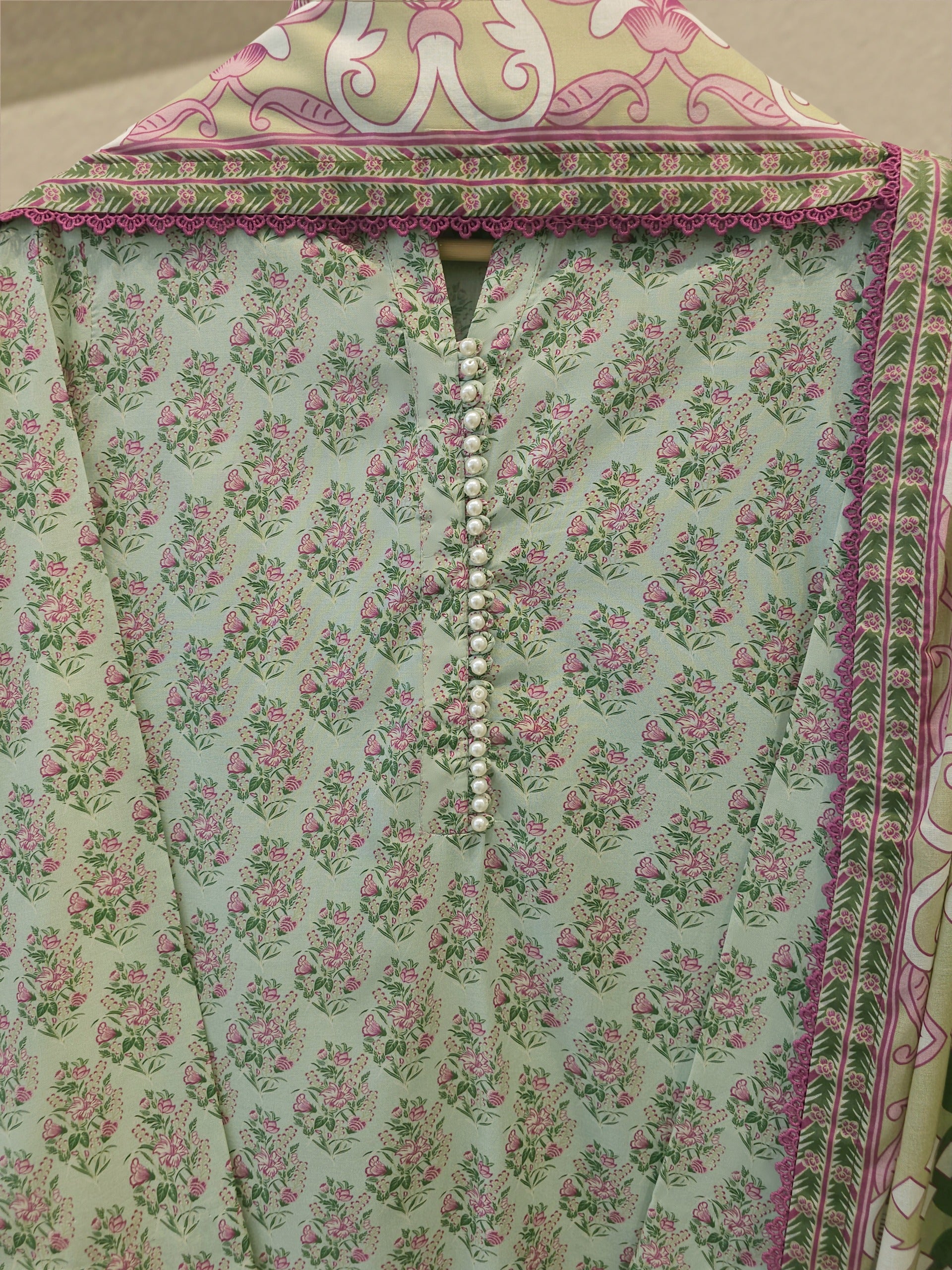 3 Piece - Digital printed Cambric Suit S115645 Secondary image