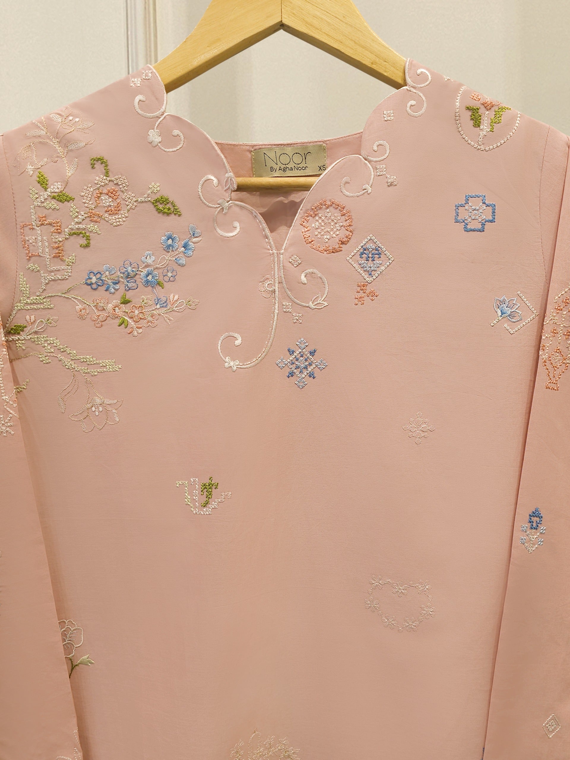 2 Piece - Embroidered Cambric Suit WS00312 Secondary image