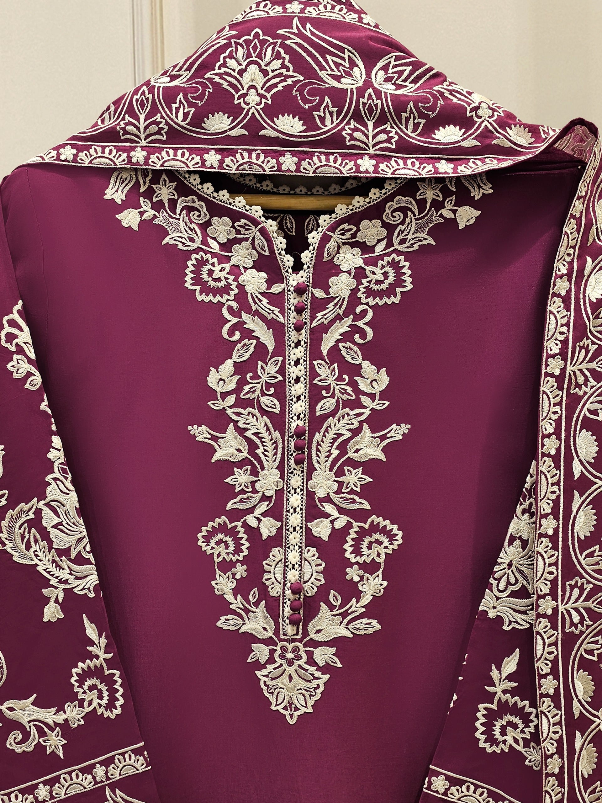 3 Piece- Embroidered Cambric Suit S111750 Secondary image