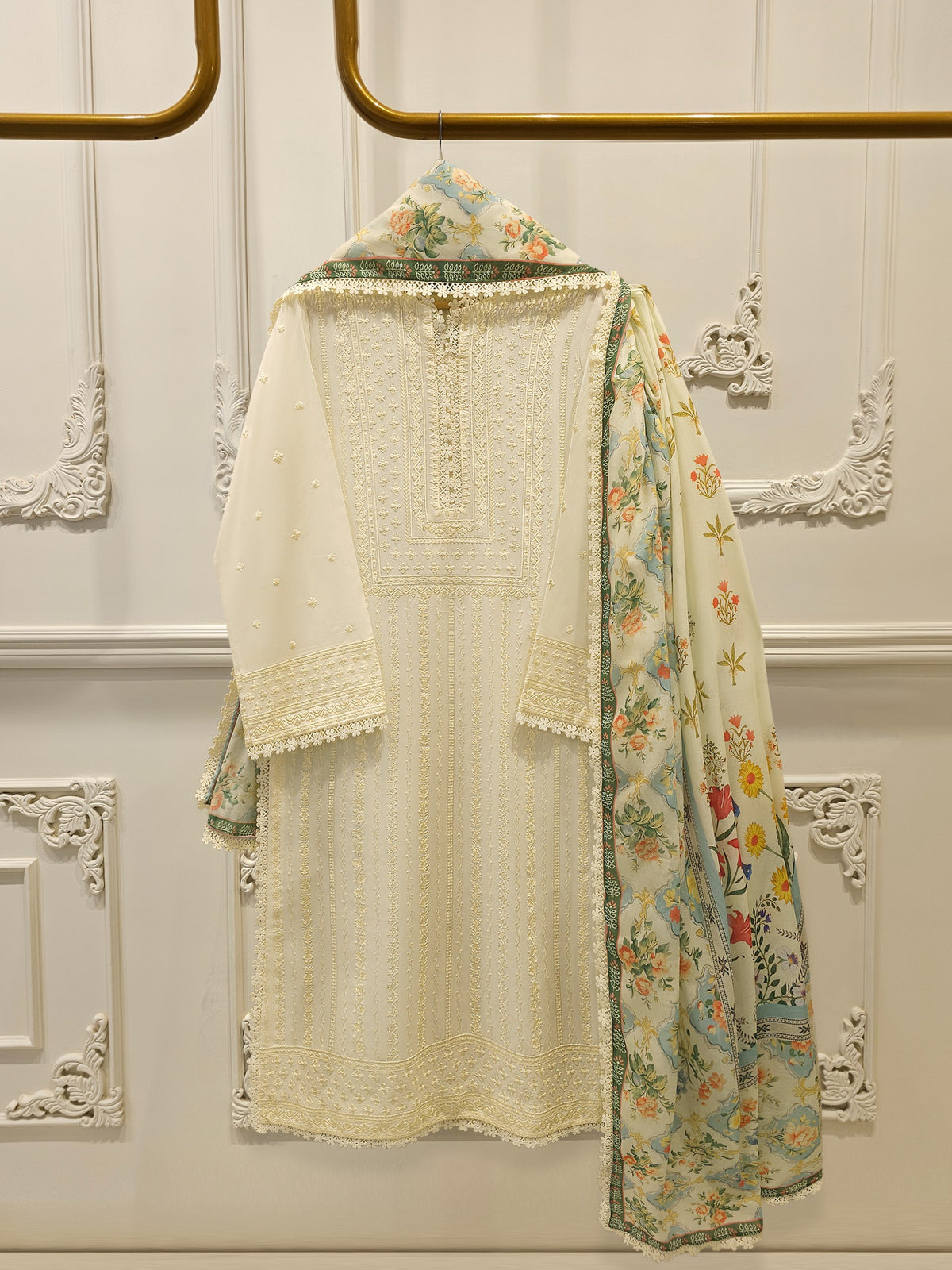 3 Piece - Embroidered Cotton Suit S113631